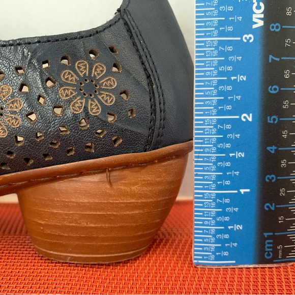 Antistress Rieker Shoes - Picture 4 of 7